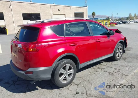 2015 Toyota Rav4 Xle z USA, uszkodzony, nr VIN 2T3WFREV2FW147247